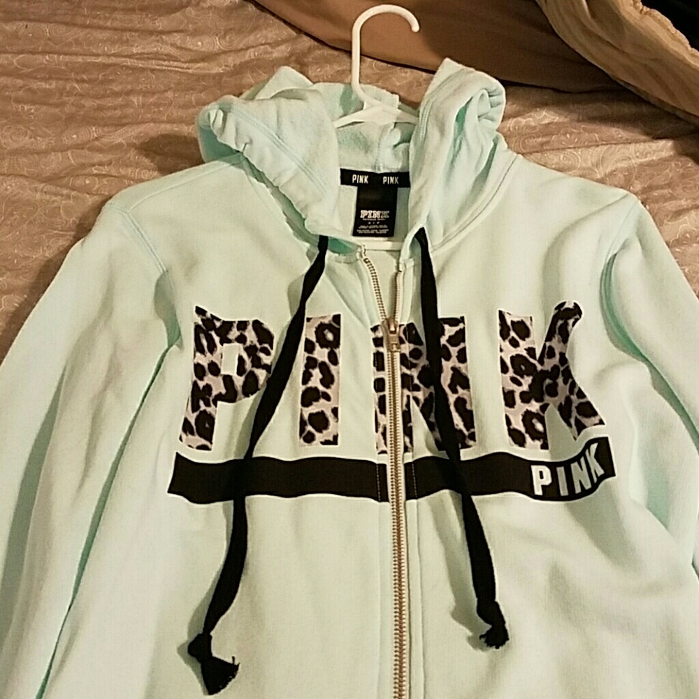 VICTORIA SECRET HOODIE
