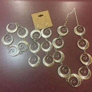 Necklace earring set with bracelet