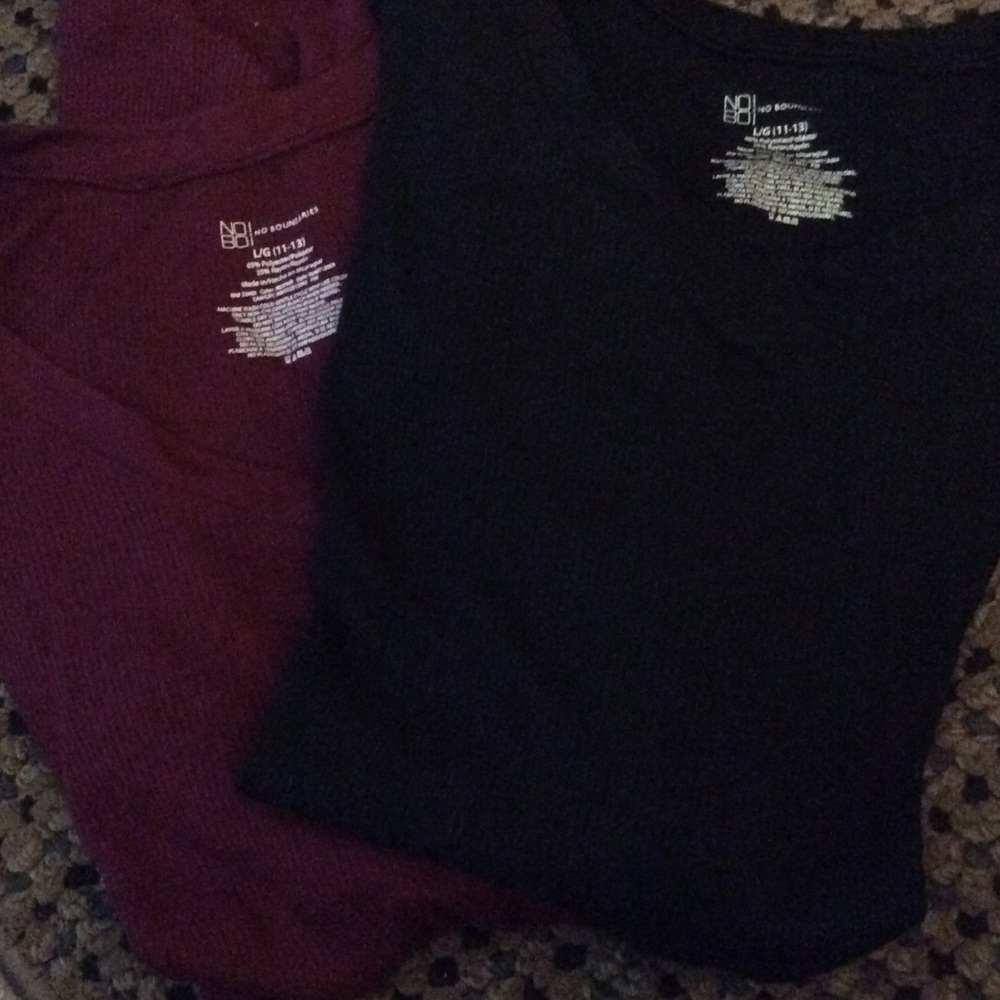 Long sleeve shirts both large