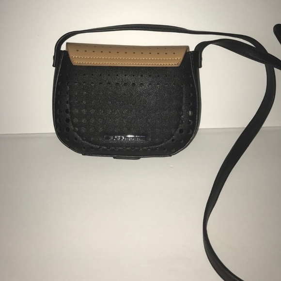 BCBG small purse - Picture 2 of 3