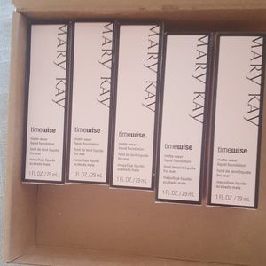 Mary Kay Matte Wear Liquid Foundation