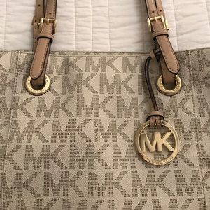 White and Gold Michael Kors tote bag