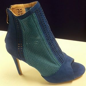 👠NEW👠 blue peep toe heels