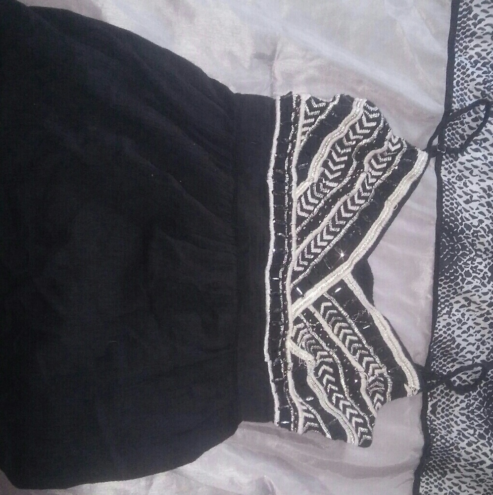 HOLLISTER black and white tank