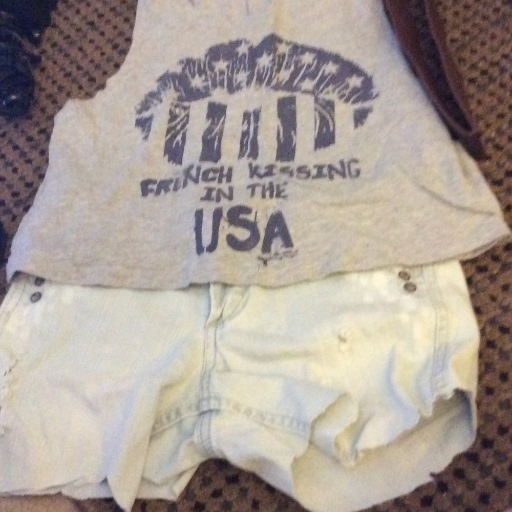 Jean shorts and tank top