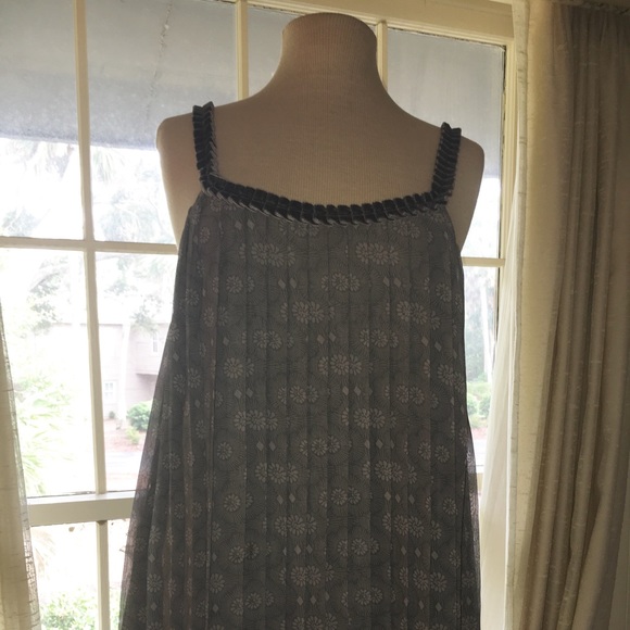 Pleated Chiffon Tank with Velvet Strap - Picture 2 of 5