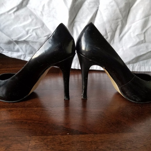 NINE WEST Black Heels with Open-Toe - Patent - Picture 2 of 3