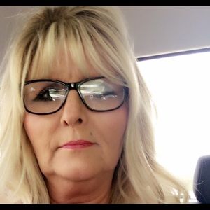 Meet your Posher, Virginia