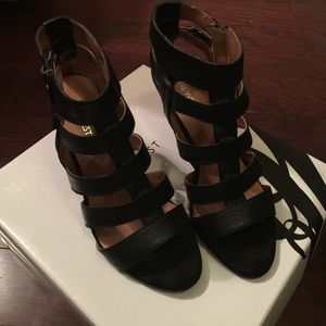 Nine West cindyluo black strapped high heels