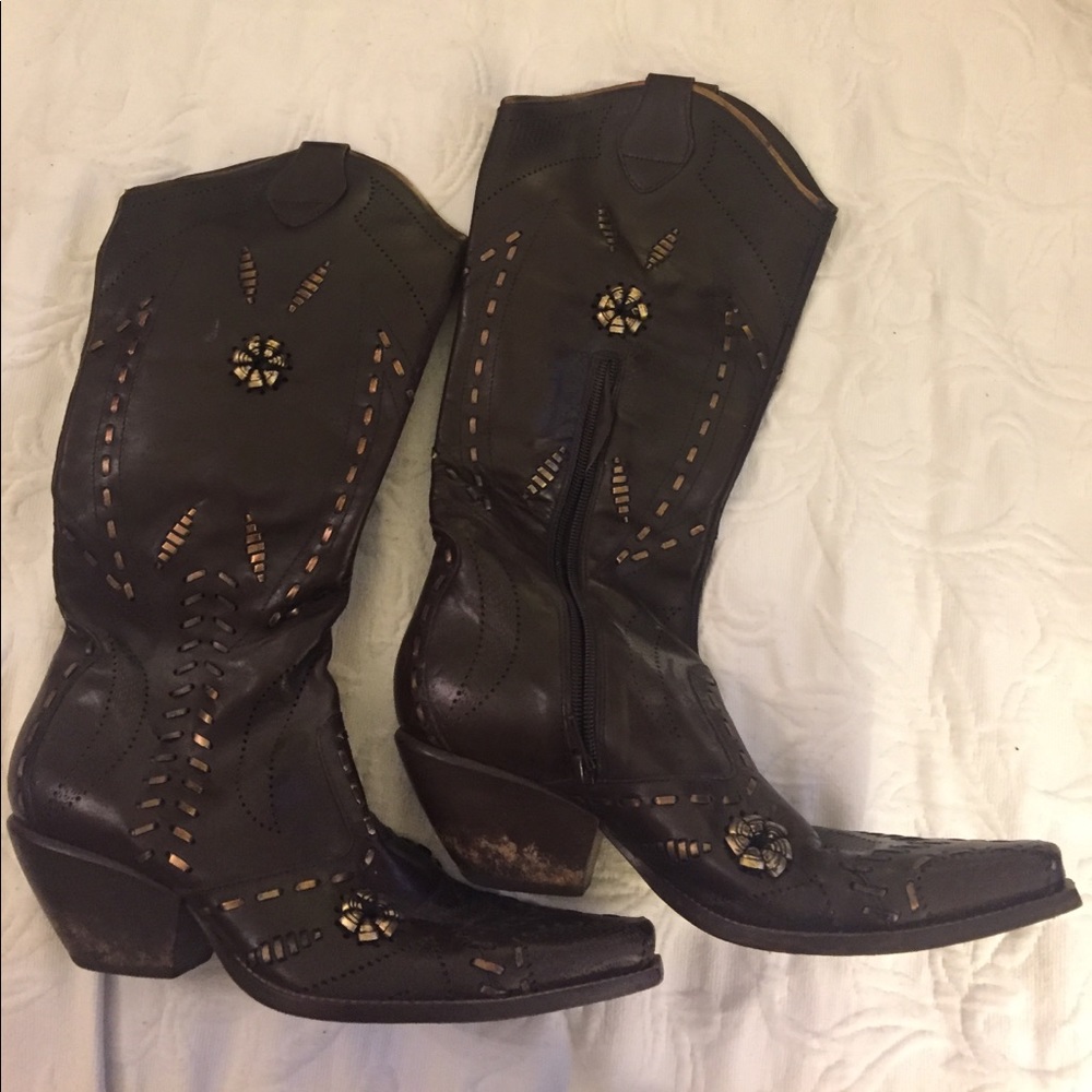 BCBG cowboy boots