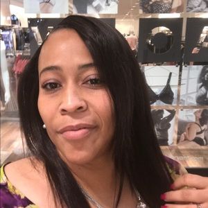 Meet your Posher, Melanie