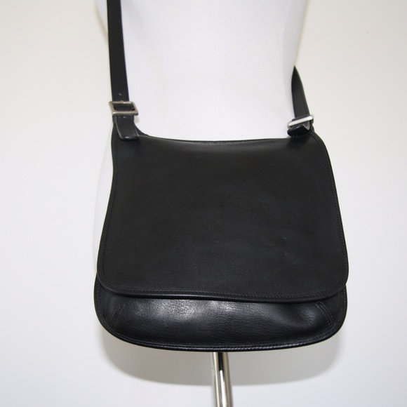 Coach Handbags - RARE Coach Crossbody