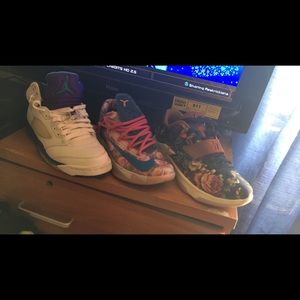 Nike KD breast cancer and floral, Jordan 5s