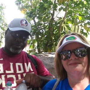 Meet your Posher, Shari