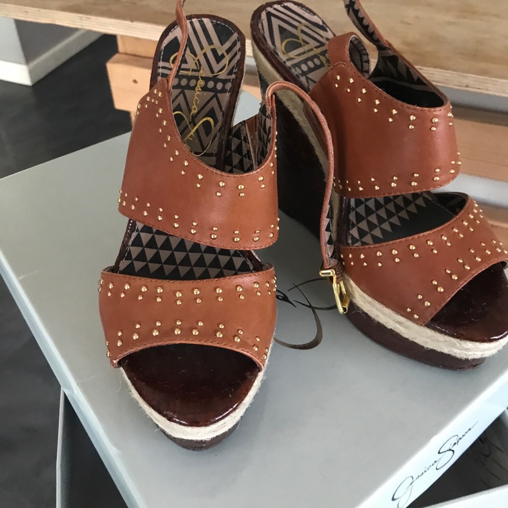 Shoes. Jessica Simpson - Picture 1 of 3