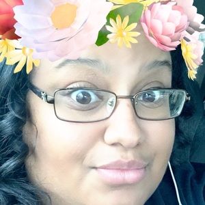 Meet your Posher, Whitney