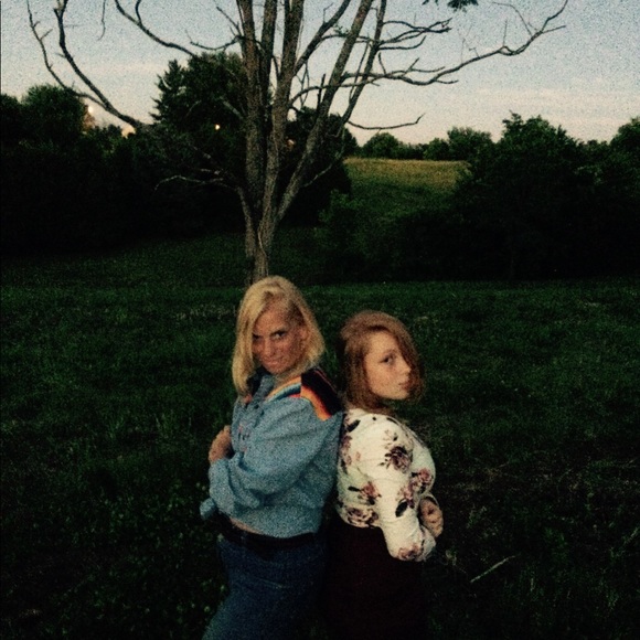 Meet your Posher, Whitney - Picture 5 of 6