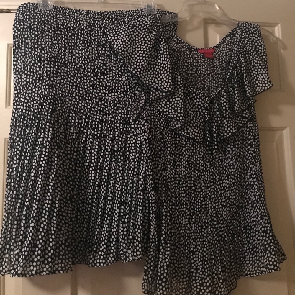 Sunny Leigh skirt with and blouse