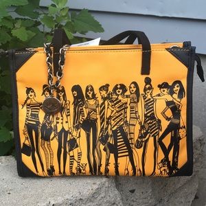 IZAK New York "Save the Bees " 🐝 Purse