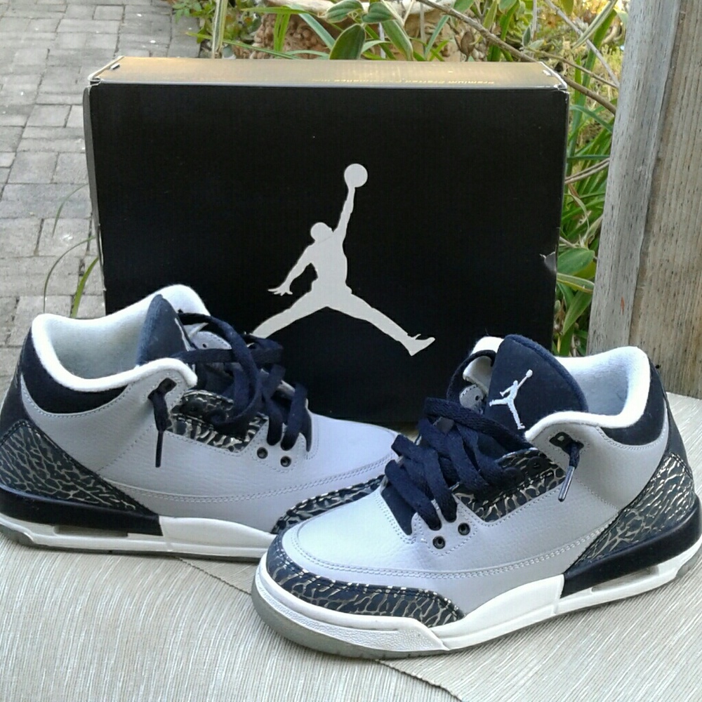 Jordan Wolf Grey 3's 5y