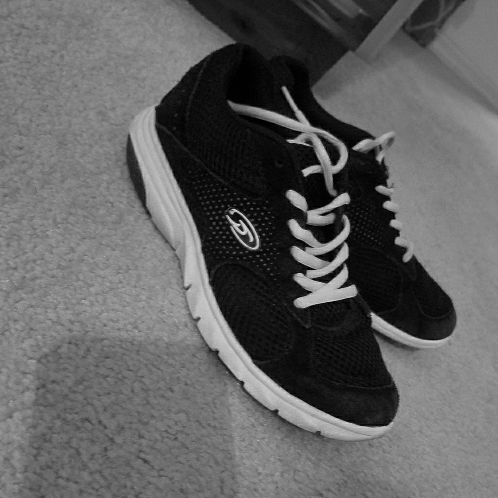 Dr. Scholl's sneakers