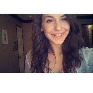 Meet your Posher, Abigail