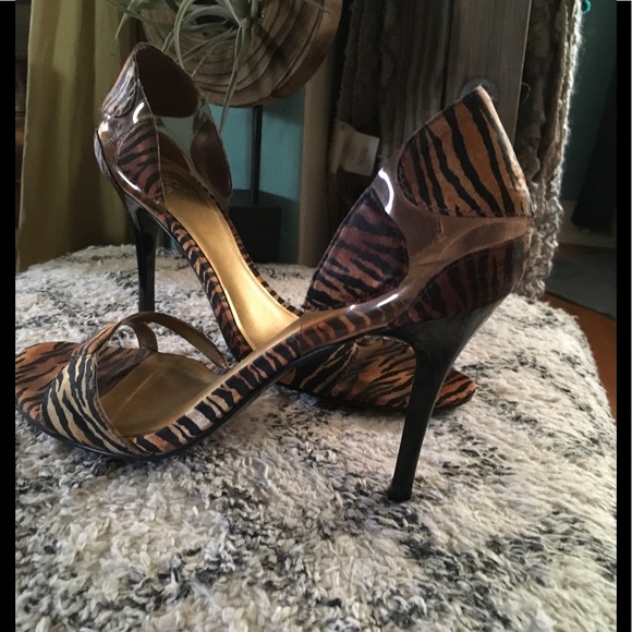 Exotic Heels - Picture 2 of 5