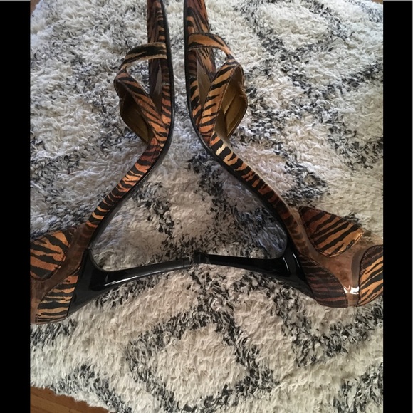 Exotic Heels - Picture 3 of 5