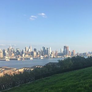 Meet your Posher, Esmeralda