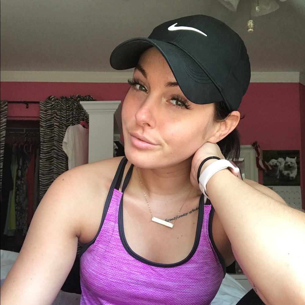 Meet your Posher, Liz