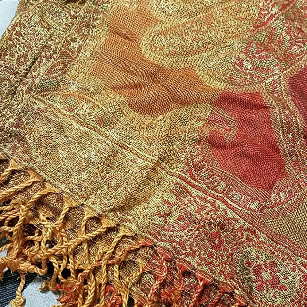 Pashmina - Picture 2 of 7