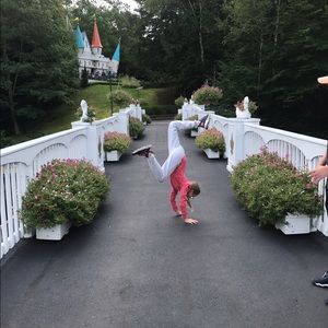 Meet your Posher, Taylor