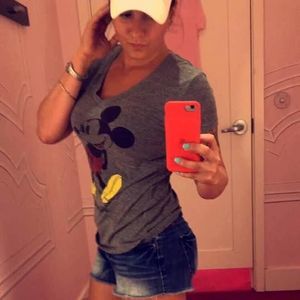 Meet your Posher, Danielle