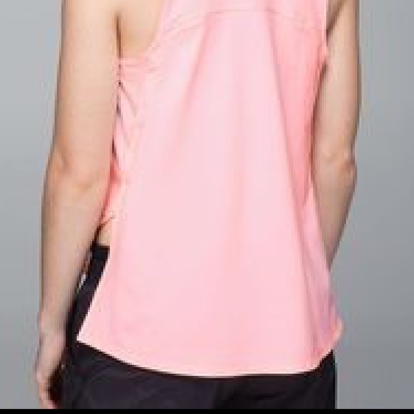 Lululemon split singlet - Picture 3 of 5