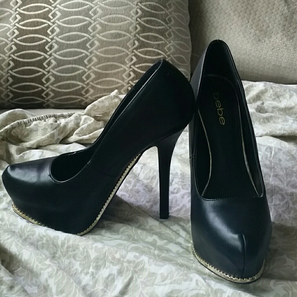 bebe black heels