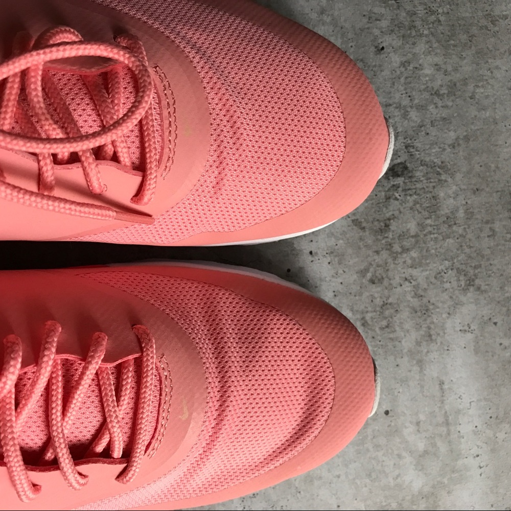 Nike Coral Air Max Thea Sneakers - Picture 6 of 6