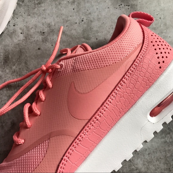 Nike Coral Air Max Thea Sneakers - Picture 3 of 6
