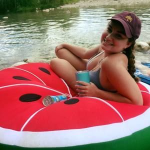 Meet your Posher, Mallory