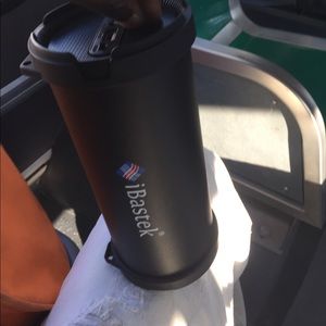 Wireless speaker Bluetooth