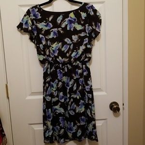 Beautiful floral dress. Medium