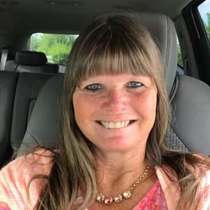 Meet your Posher, Deb