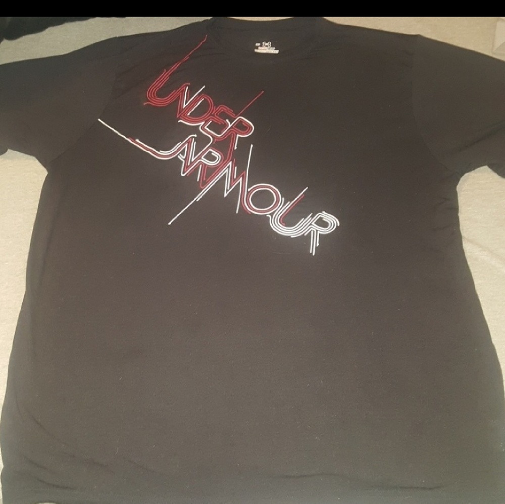 Brand New -UA Short sleeve Tee