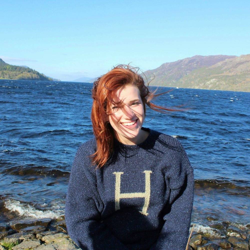 Meet your Posher, Cara