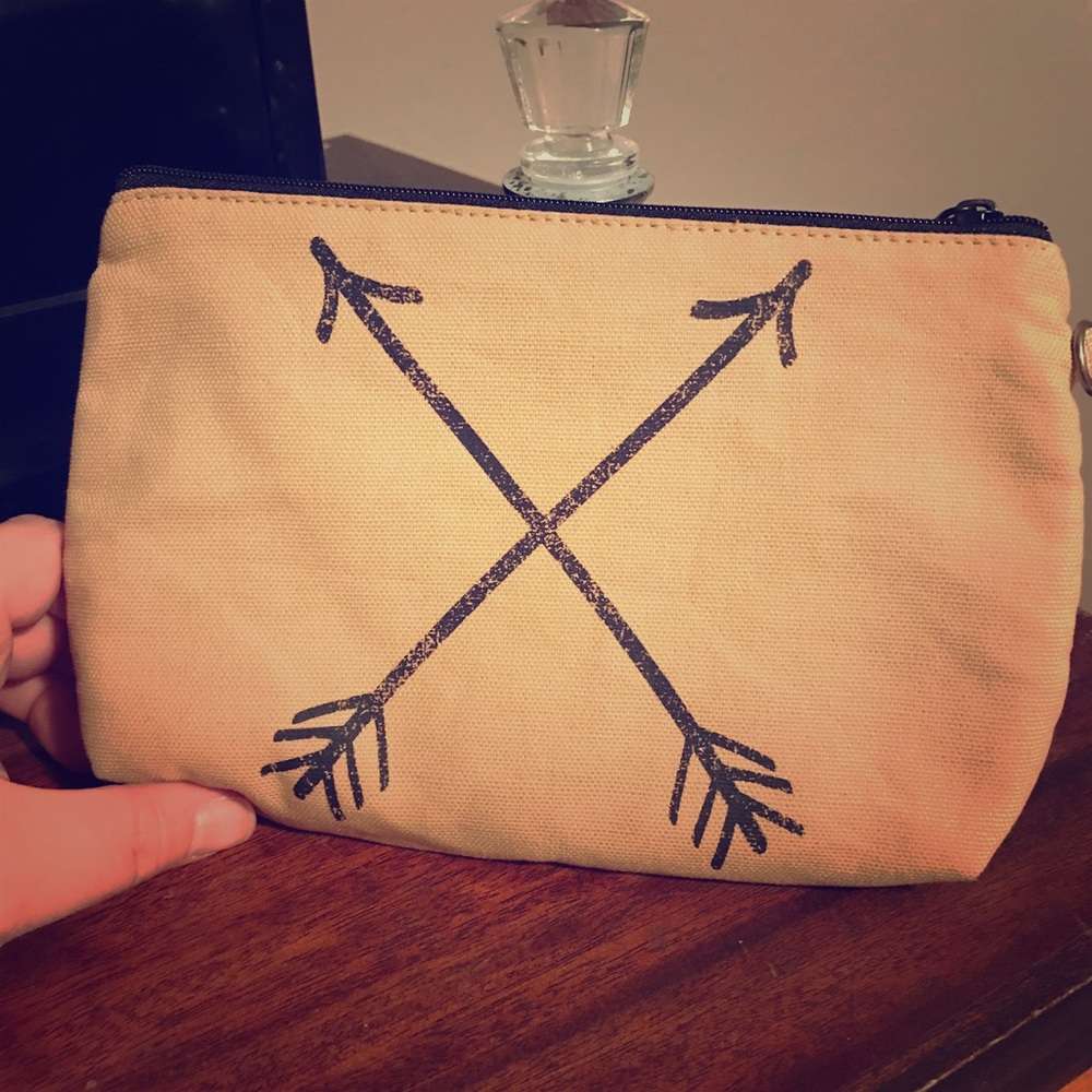 Thirty One pouch