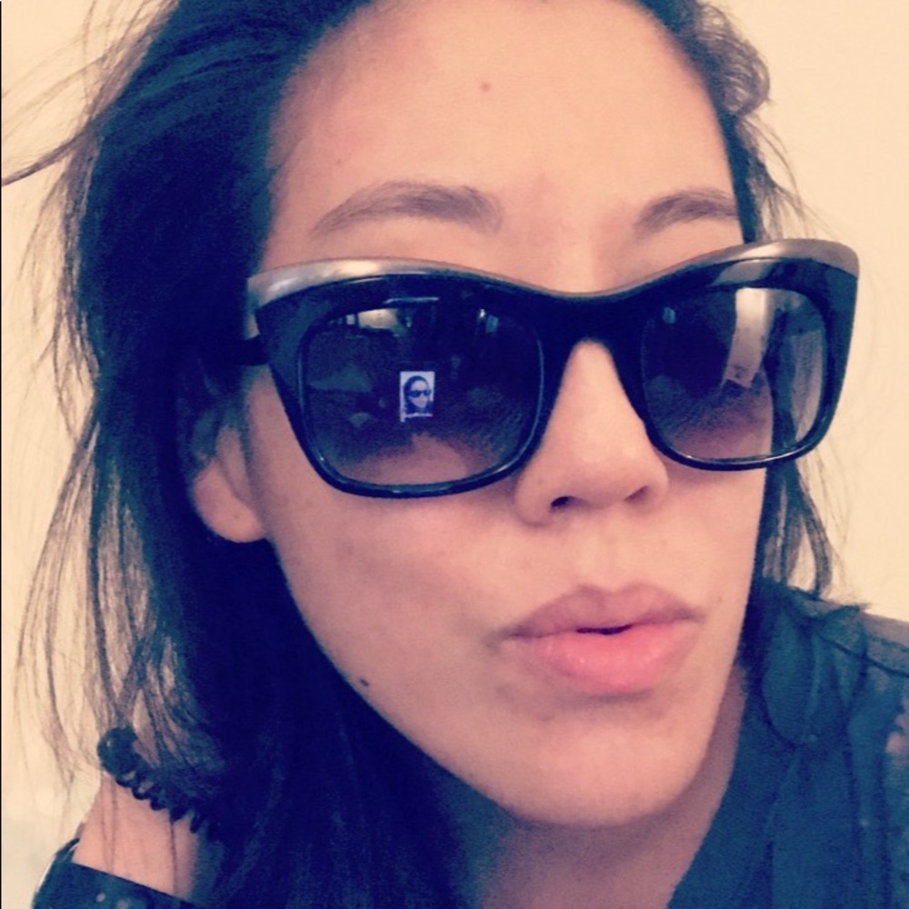 Stunning Elizabeth and James cat-eye sunnies