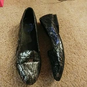 Black and silver lace smoking loafer