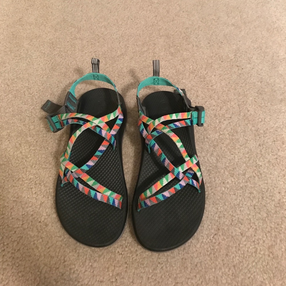 Chaco kids size 5