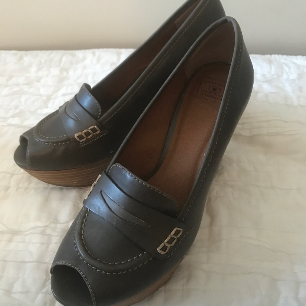Brown leather wedges