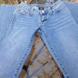 NWOT: Wet Seal Size 1/2 Long Jeans.