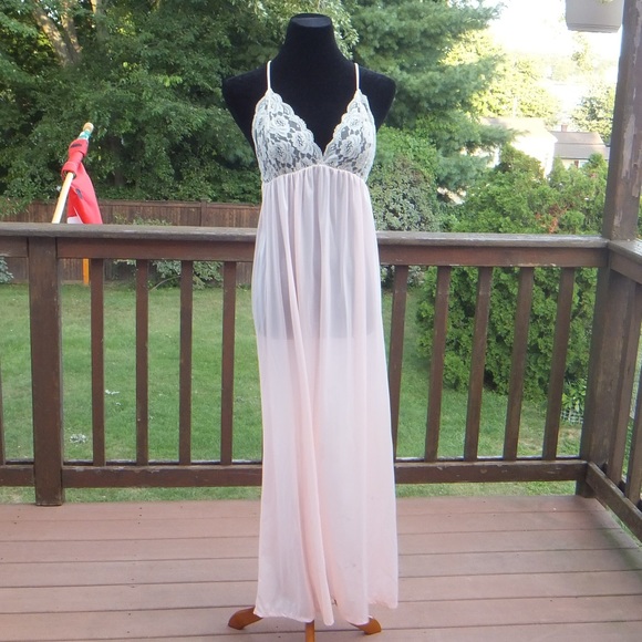 VINTAGE NOS | Peignoir 2-Piece Set - Picture 3 of 8